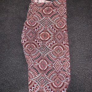 Charlotte Russe Geometric Leggings Size Medium